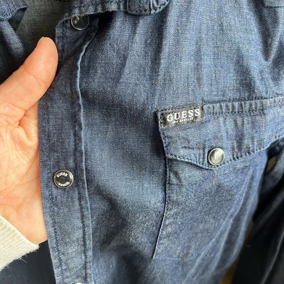 GUESS DENIM STYLE MENS BUTTON UP - Picture 3 of 4